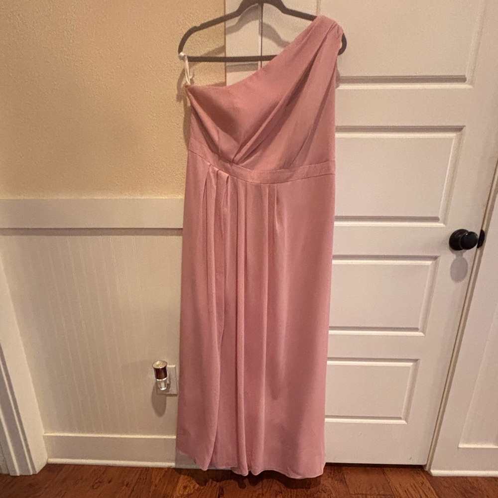 David's Bridal Strapless Pink Gown